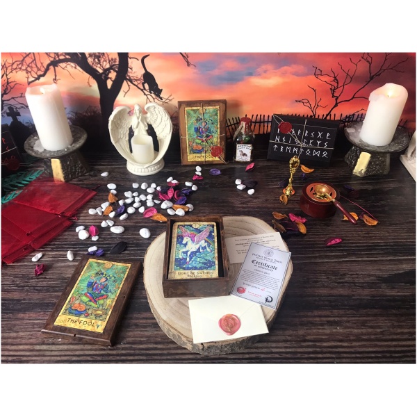 Fantasy World Tarot